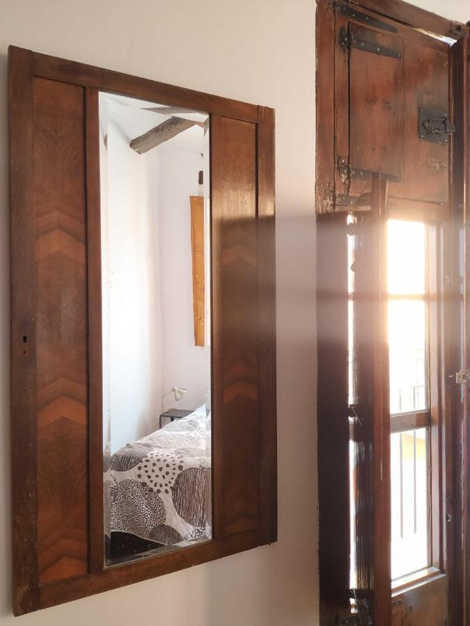 Bonito Apartamento Con Encanto En Casco Antiguo Ron 7 Valenciayole Apartamento Exterior foto